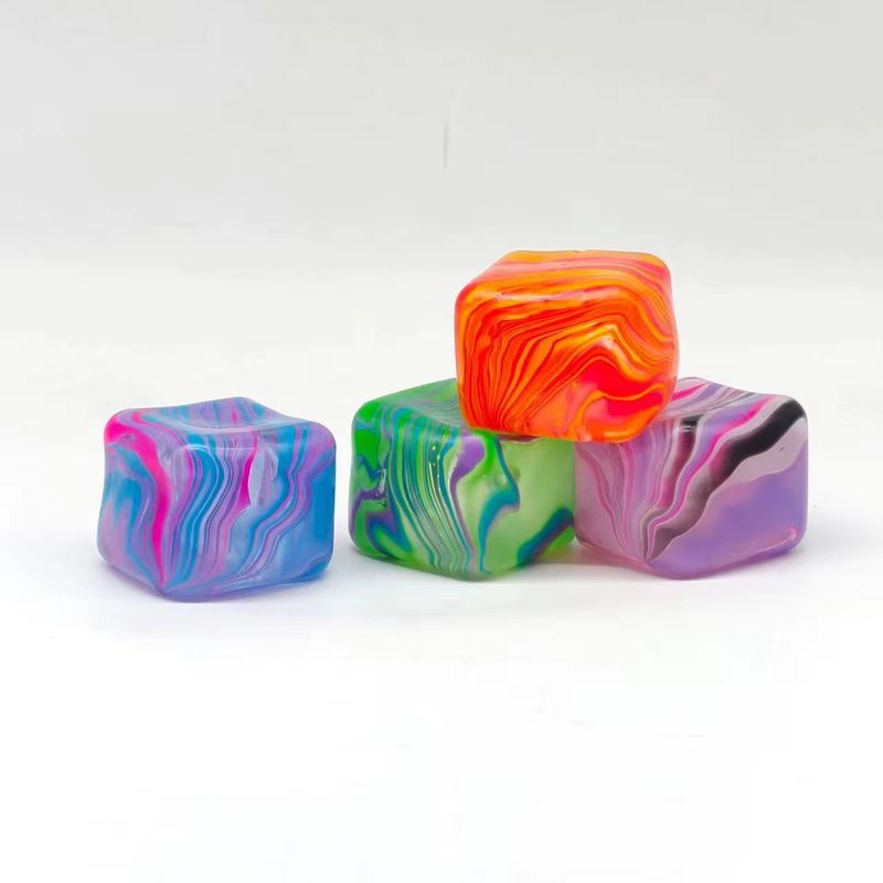Needoh Snowflake Ice Cube Malt - Fire Starter Cube のレビューと価格